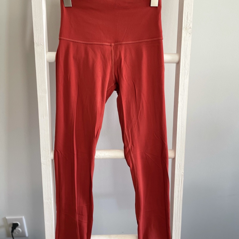 Lululemon align pant 25” size 4 cayenne color